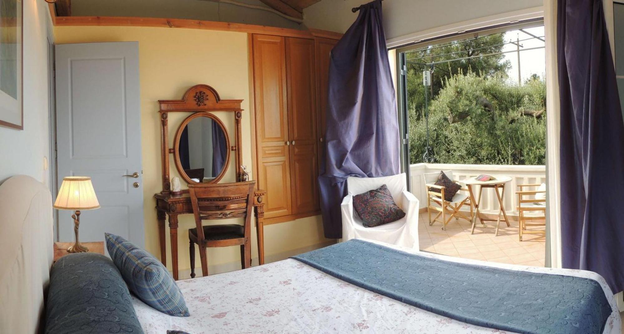 Agios Nikitas Villas Luaran gambar
