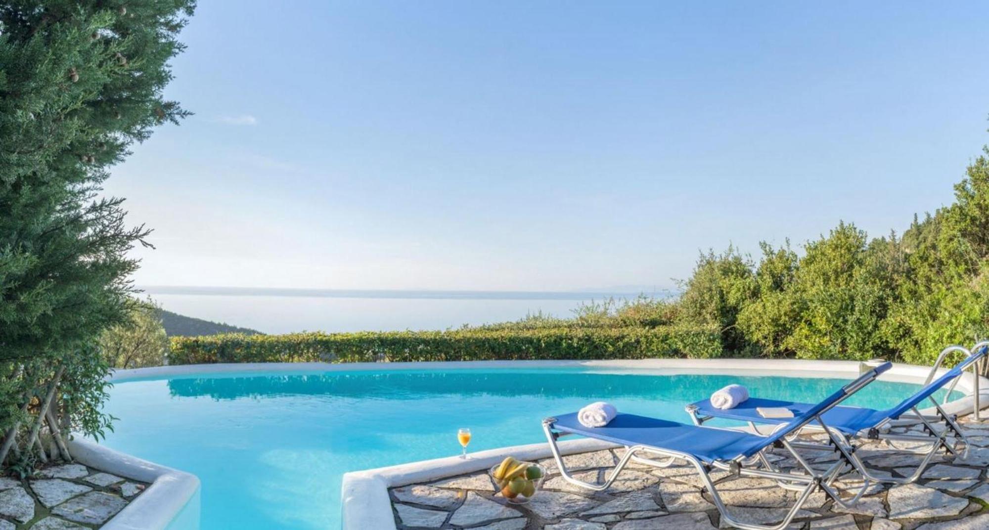 Agios Nikitas Villas Luaran gambar