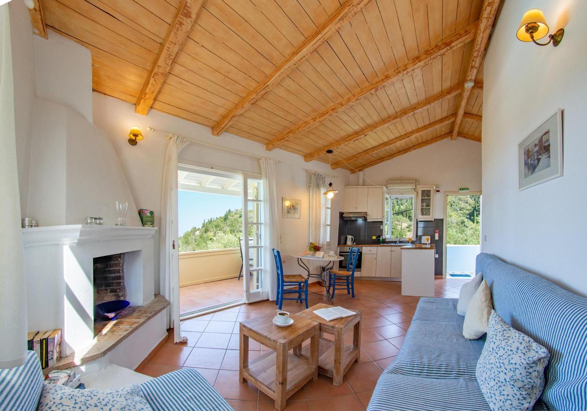 Agios Nikitas Villas Luaran gambar